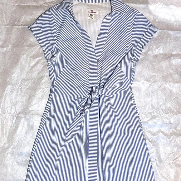 Vineyard Vines Dresses & Skirts - Like NEW! Vineyard Vines Seersucker Button Front Tie Cotton Dress